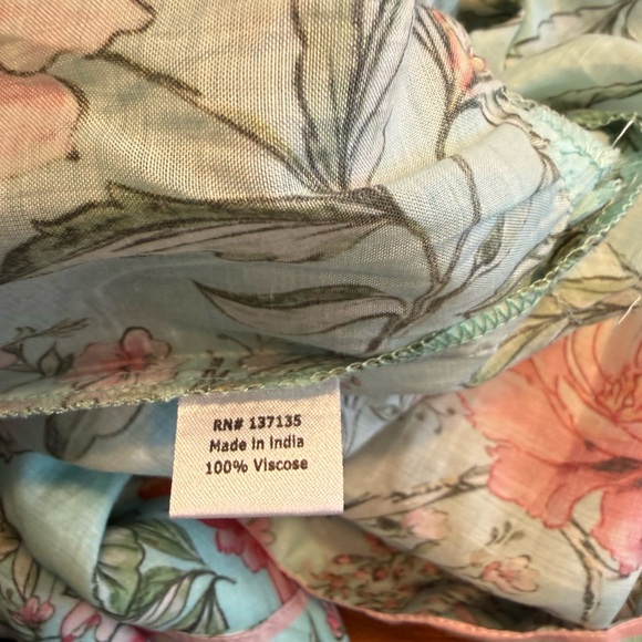 Elegant Floral Long Sleeve Maxi Dress - Picture 8 of 9